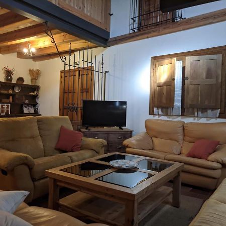 Casa Rural El Arroyo Miguelanez 外观 照片