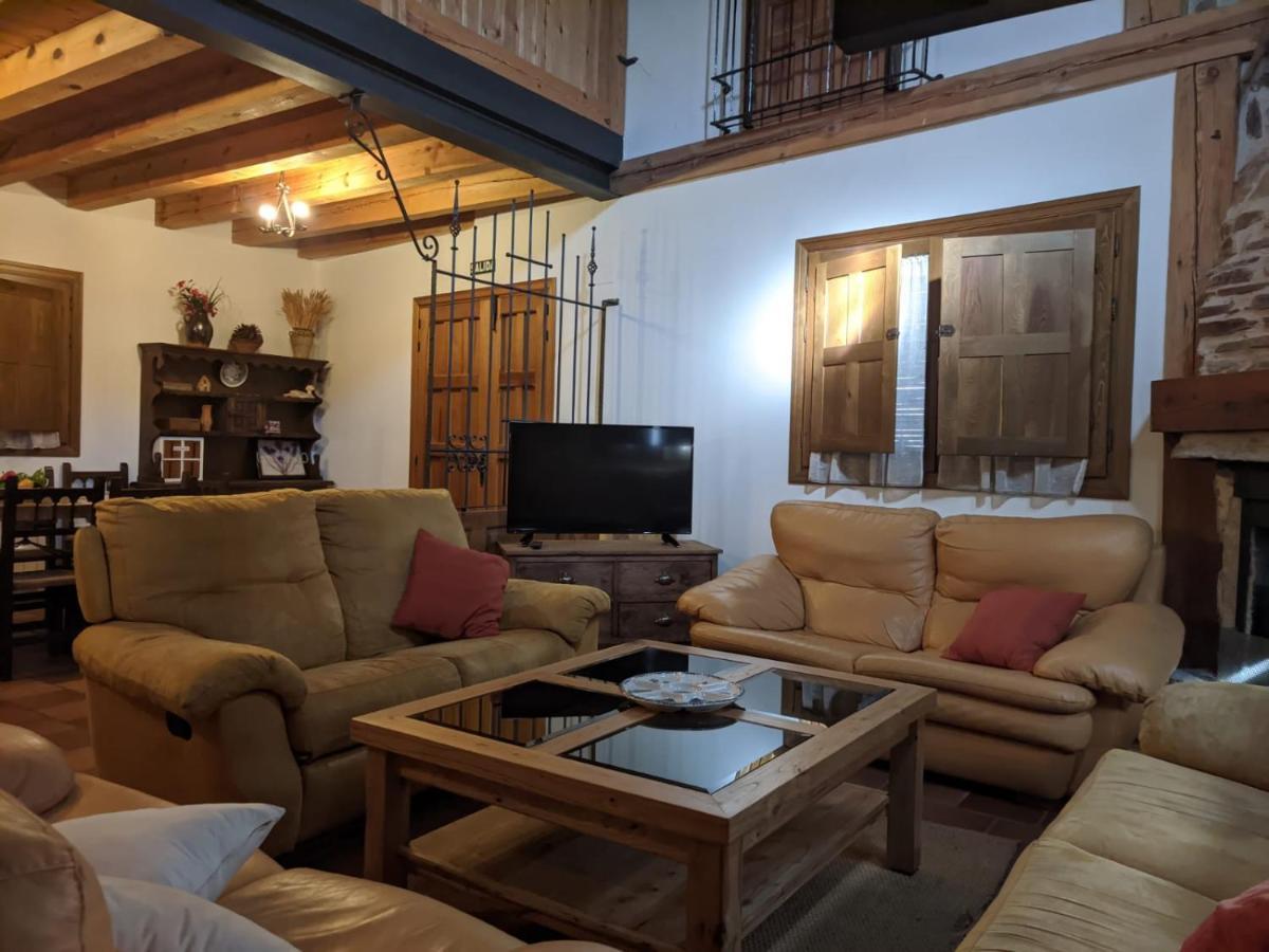 Casa Rural El Arroyo Miguelanez 外观 照片